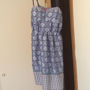 Dress (Size Medium)